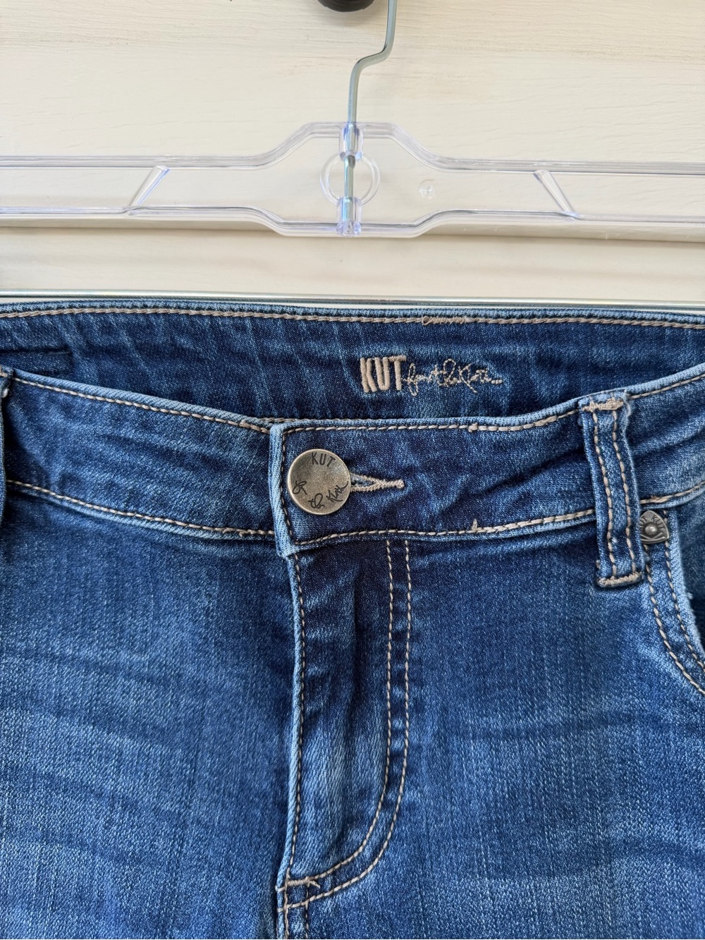 Kut from the Kloth Dark Blue Skinny Jeans with Distressed Knee - Picture 3 of 6